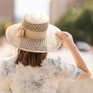 Preston & Olivia hat